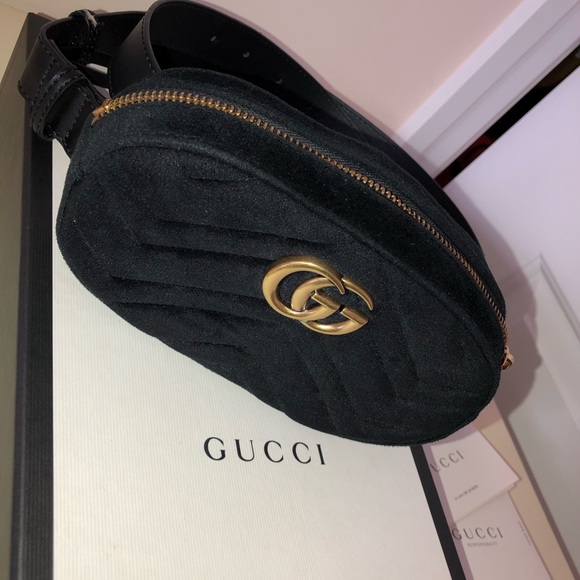 SOLD Gucci belt purse - Picture 1 of 4